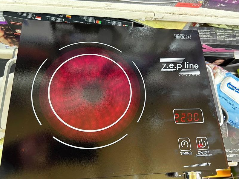 Настільна електроплита Zepline ZP-061 одноконфоркова зі склокерамічною поверхнею 2200Вт s47013 фото